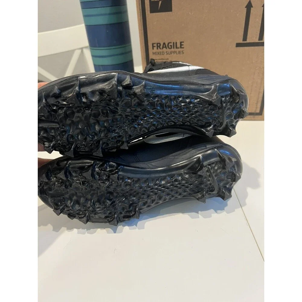 Air Jordan 1 Mid TD 2023 Black White Football Cleats Mens size 10.5 pre-owned